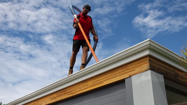 Gutter cleaning GOLD COAST, pressure cleaning and house washing, Gutters Blocked Gold Coast